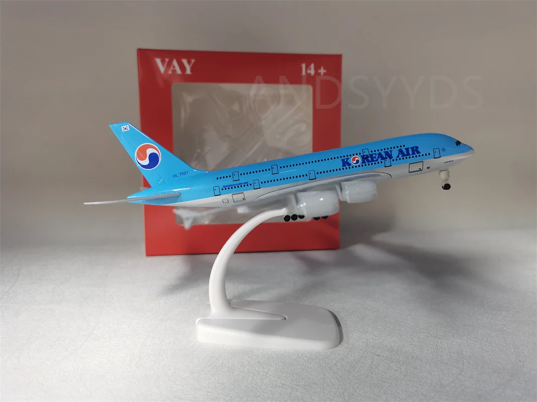 Model Aircraft A380 Korean 20cm Airbus 380 Airways Diecast Airplane Model with Wheels Collectible Gift for Collections
Model Aircraft A380 Korean 20cm Airbus 380 Airways Diecast Airplane Model with Wheels Collectible Gift for Collections