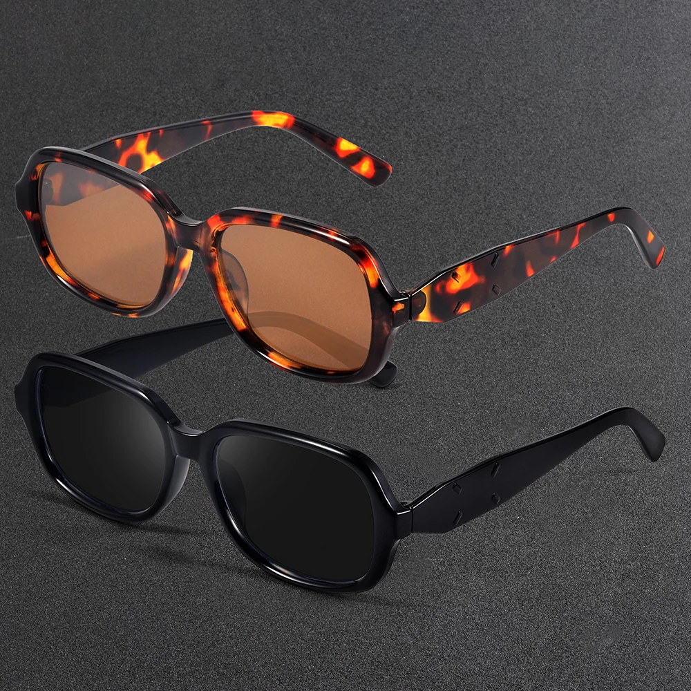 Rectangle Sunglasses for Women Men Trendy Y2k Retro Sun Glasses UV400 Cool Square Frame Traveling Outdoor Daily Life Shade
Rectangle Sunglasses for Women Men Trendy Y2k Retro Sun Glasses UV400 Cool Square Frame Traveling Outdoor Daily Life Shade