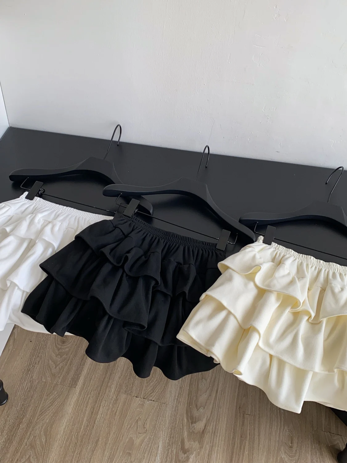 Sweet Lace Hem Cake Skirt High Waist A-Line Skirt Summer Korean Style Cool Slimming Versatile Short Skirt for Women
Sweet Lace Hem Cake Skirt High Waist A-Line Skirt Summer Korean Style Cool Slimming Versatile Short Skirt for Women