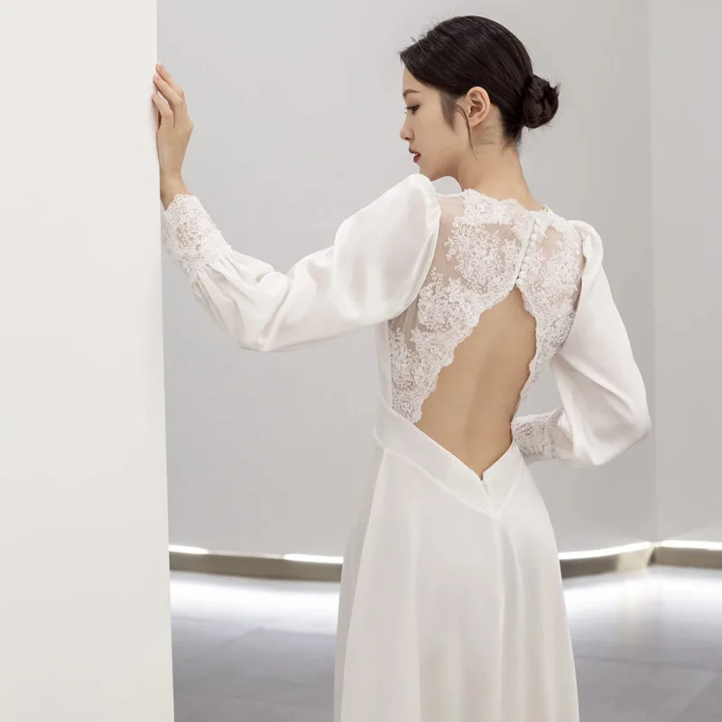 French White V-neck Wedding Dress Women Long Sleeve Lace Splicing Hollow Out Evening Gowns Elegant Simple A-Line Prom Dresses
French White V-neck Wedding Dress Women Long Sleeve Lace Splicing Hollow Out Evening Gowns Elegant Simple A-Line Prom Dresses