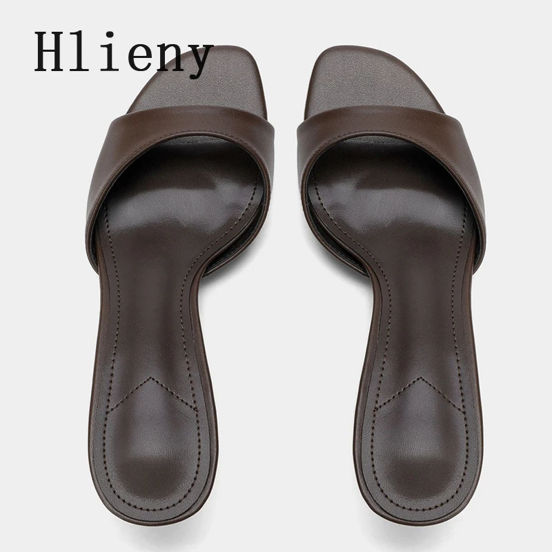 Hlieny Retro Street Style Designer Women Slippers Summer Beach Party Low Thin Heels Shoes Open Toe Mules Slides Shoes Sandals
Hlieny Retro Street Style Designer Women Slippers Summer Beach Party Low Thin Heels Shoes Open Toe Mules Slides Shoes Sandals