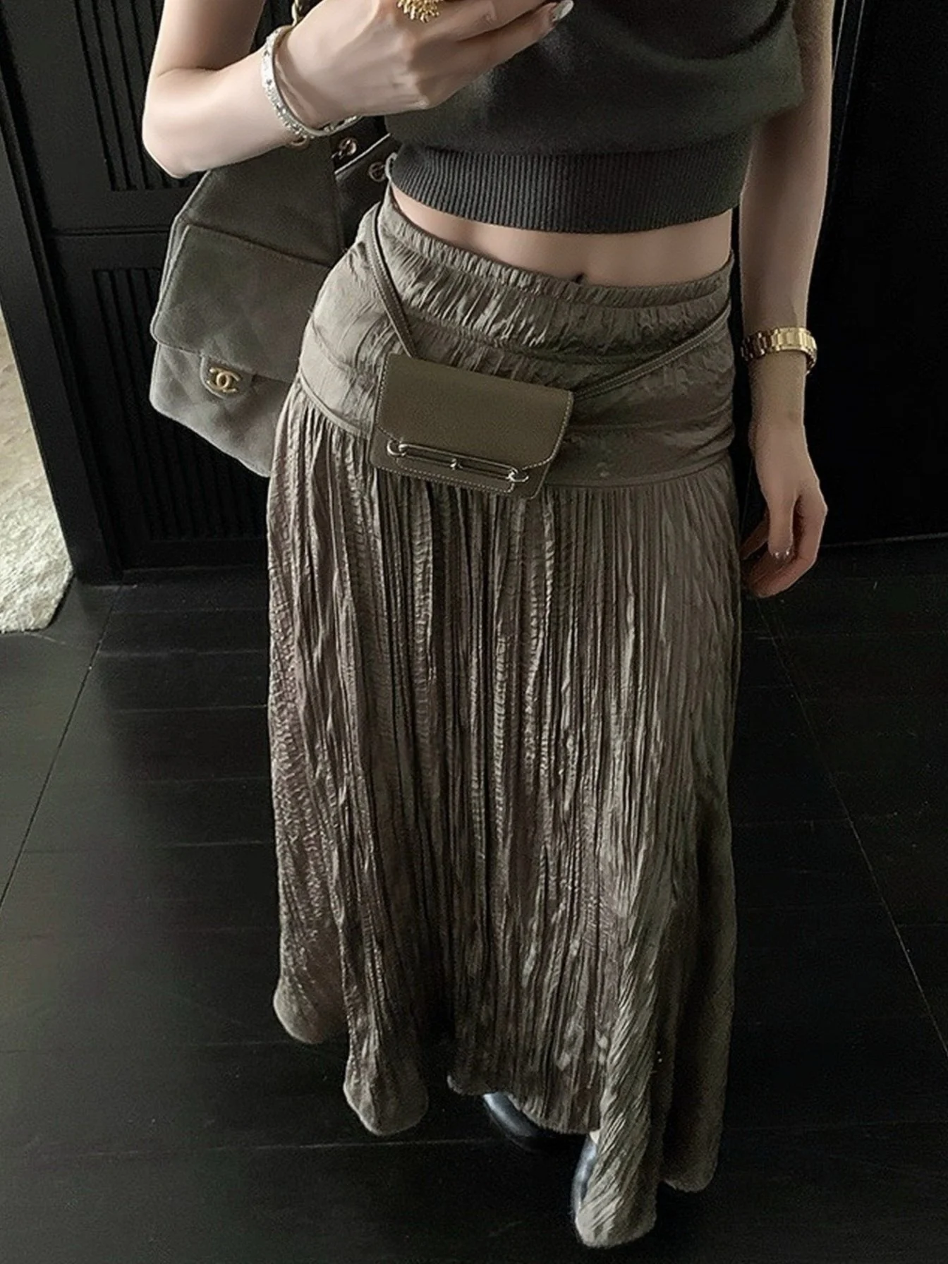 Burjuman Satin Half Skirt A-Line Gauze Goddess Atmosphere Sense Pleated Midi Skirt Comfortable Soft Korean Style Commute Skirt
Burjuman Satin Half Skirt A-Line Gauze Goddess Atmosphere Sense Pleated Midi Skirt Comfortable Soft Korean Style Commute Skirt