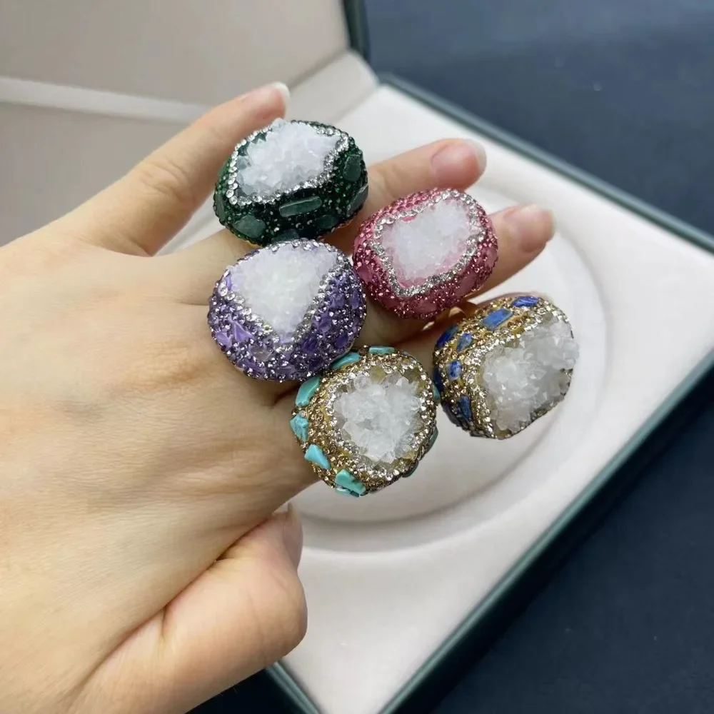 New Natural Irregular White Crystal Raw Stone Women's Ring, Simple and Trendy, Luxurious and Exquisite Jewelry for Ladies
New Natural Irregular White Crystal Raw Stone Women's Ring, Simple and Trendy, Luxurious and Exquisite Jewelry for Ladies