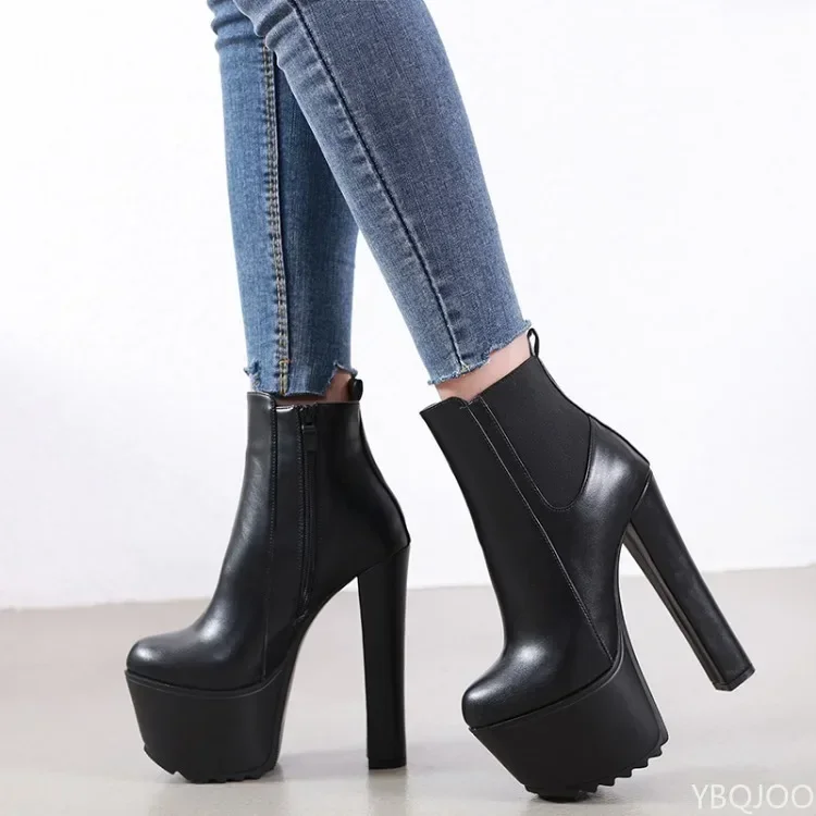 Women's Round Heel High Heel Platform Ankel Boots Block Chunky Heels Wedding Party Shoes Large Size Fashion Booties
Women's Round Heel High Heel Platform Ankel Boots Block Chunky Heels Wedding Party Shoes Large Size Fashion Booties
