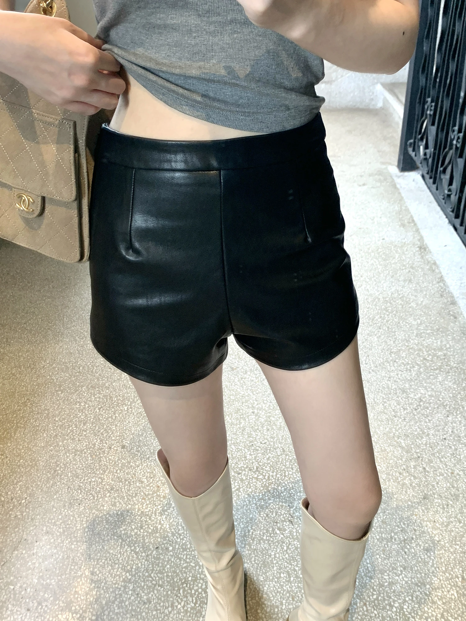 Slimming High Waist Leather orts Sexy Trendy Girls Sle Pure Color Tight Fit Casual Pants for Women Straight Leg No Stretch
Slimming High Waist Leather orts Sexy Trendy Girls Sle Pure Color Tight Fit Casual Pants for Women Straight Leg No Stretch
