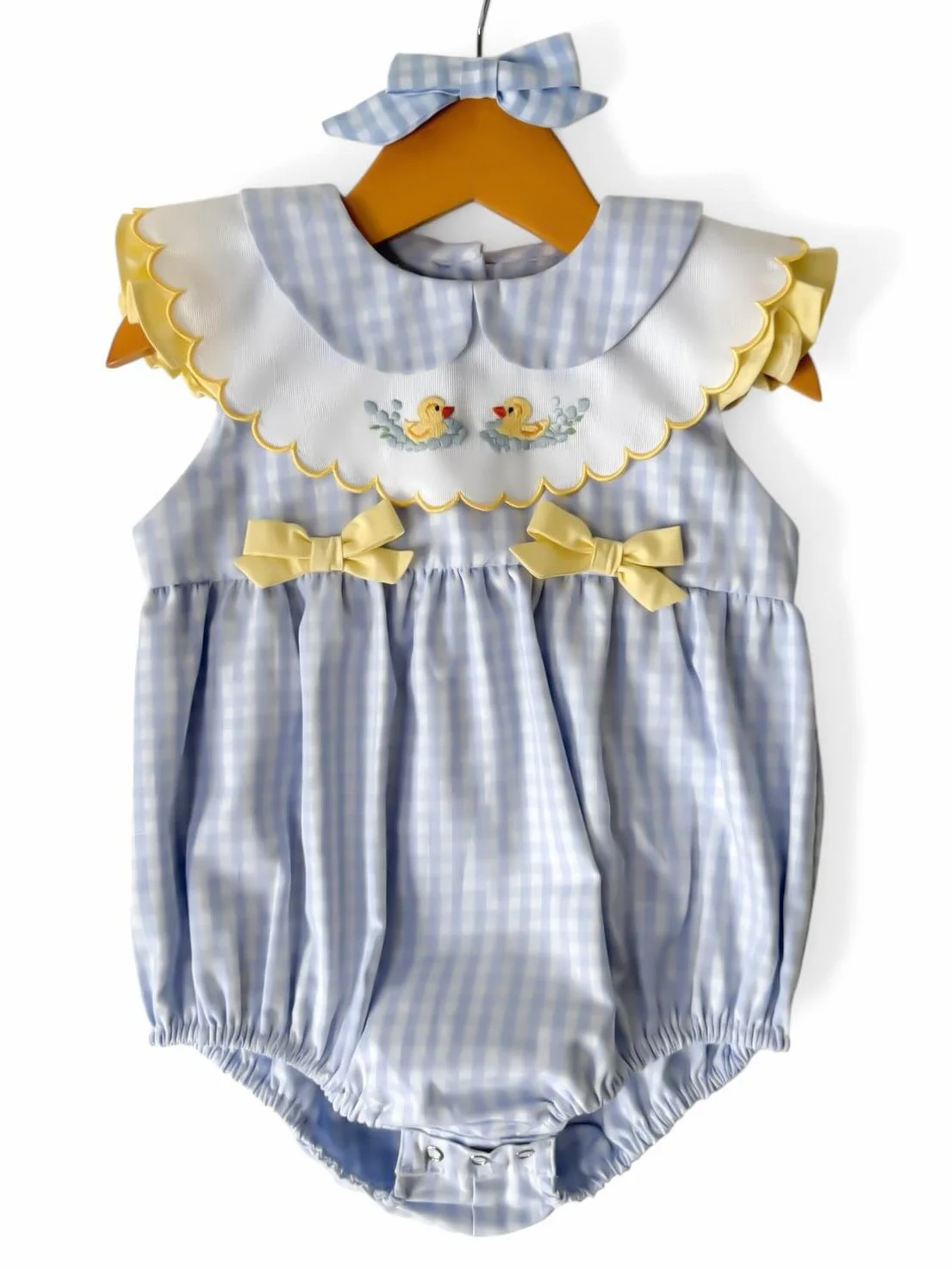 Summer Girl Cute Yellow Duck Embroidered Blue Checkered Rompers for Casual Party Birthday Wedding Photography
Summer Girl Cute Yellow Duck Embroidered Blue Checkered Rompers for Casual Party Birthday Wedding Photography