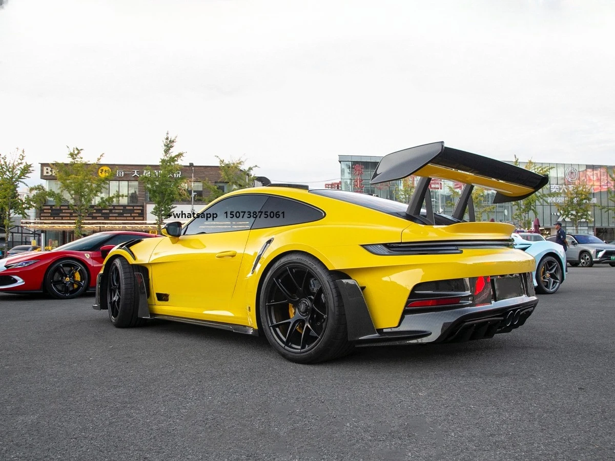 992 GT3 RS OEM Style Rear Lip Dry Carbon Fiber Body Kit Automotive Accessories for 911 GT3 RS
992 GT3 RS OEM Style Rear Lip Dry Carbon Fiber Body Kit Automotive Accessories for 911 GT3 RS