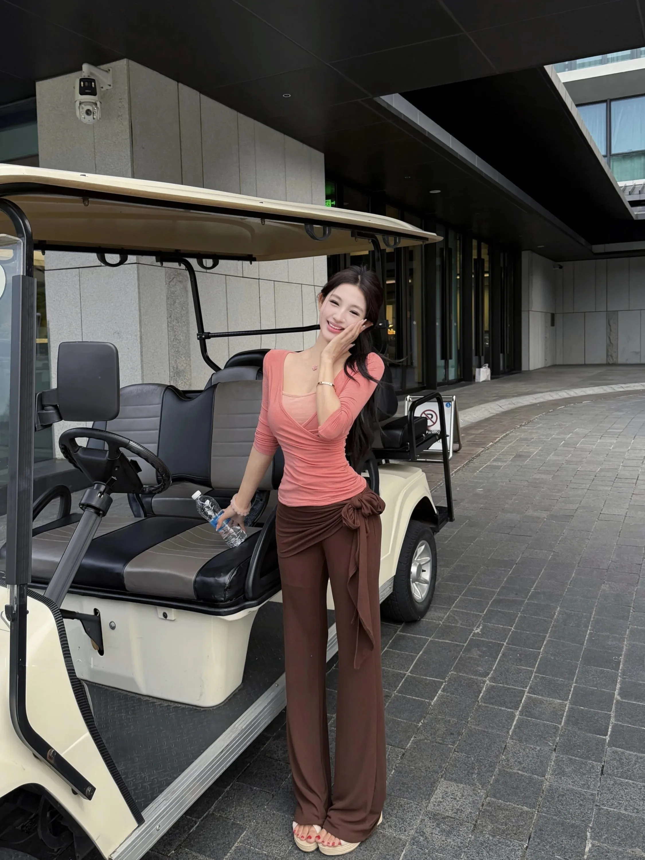Pink High Waist Slimming T-Shirt Top Women's Summer Casual Pants Two-Piece Set Fashionable Straight Leg Trousers V-Neck Short...
Pink High Waist Slimming T-Shirt Top Women's Summer Casual Pants Two-Piece Set Fashionable Straight Leg Trousers V-Neck Short...