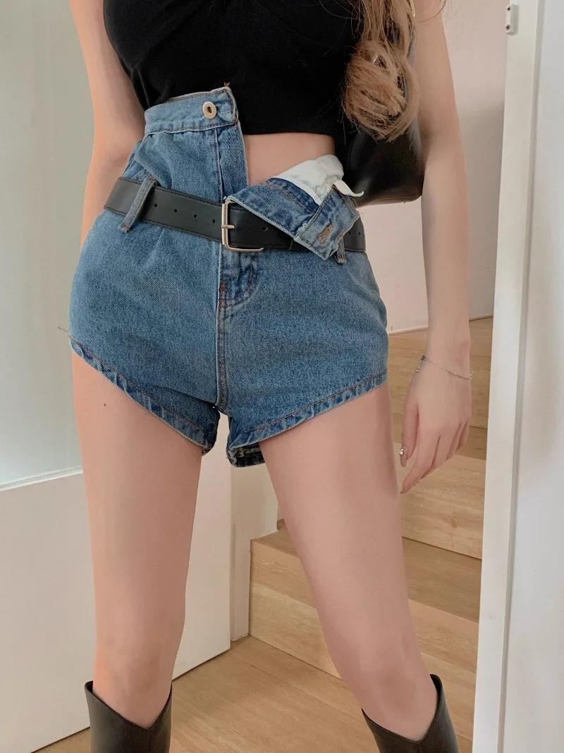 Korean Fashion Summer New Women Denim Shorts Sexy Hot Girls High Waist Slim Mini Shorts Female Chic Streetwear Bottom Clothing
Korean Fashion Summer New Women Denim Shorts Sexy Hot Girls High Waist Slim Mini Shorts Female Chic Streetwear Bottom Clothing