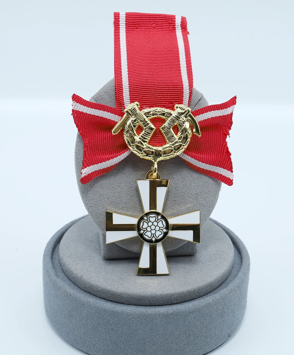 Reproduction of Finland Republic Order of the Cross of Liberty 2nd Class (Continuation War Version) Historical Military Medal
Reproduction of Finland Republic Order of the Cross of Liberty 2nd Class (Continuation War Version) Historical Military Medal