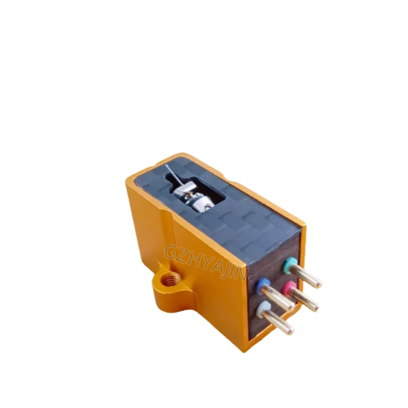 New MC cartridge titanium rod linear diamond needle (Line Contact) dynamic coil vinyl stylus.
New MC cartridge titanium rod linear diamond needle (Line Contact) dynamic coil vinyl stylus.