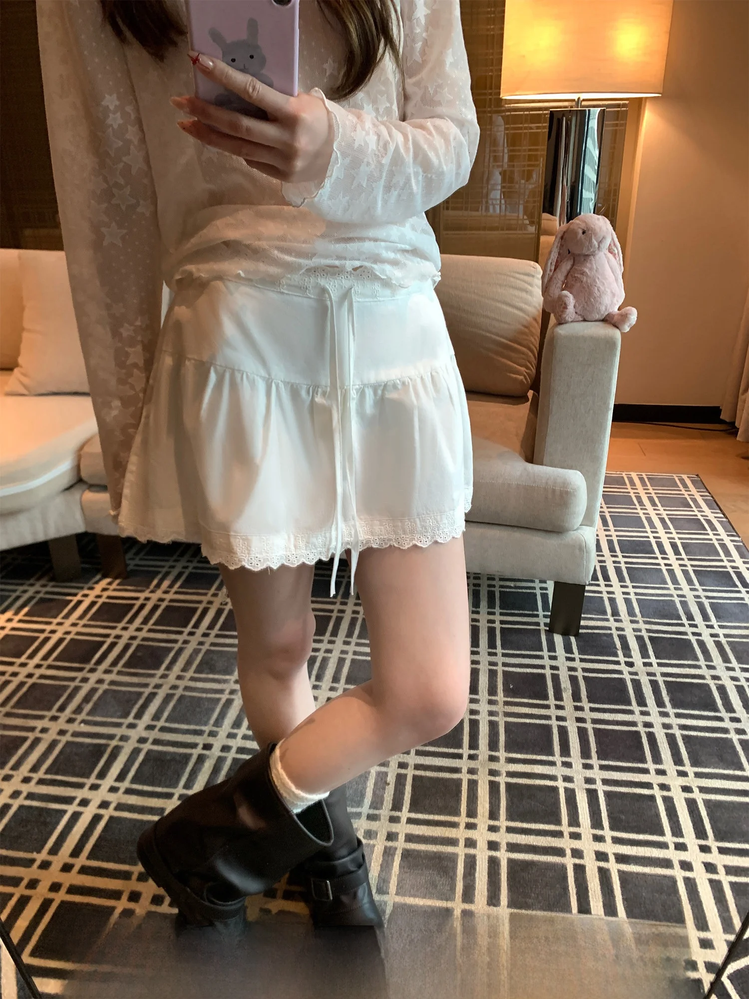 Белая юбка А-силуэта для девочек с кружевной отделкой, весенняя коллекция, удлиненная, с эффектным дизайном, молодежная, короткая юбка
Белая юбка А-силуэта для девочек с кружевной отделкой, весенняя коллекция, удлиненная, с эффектным дизайном, молодежная, короткая юбка