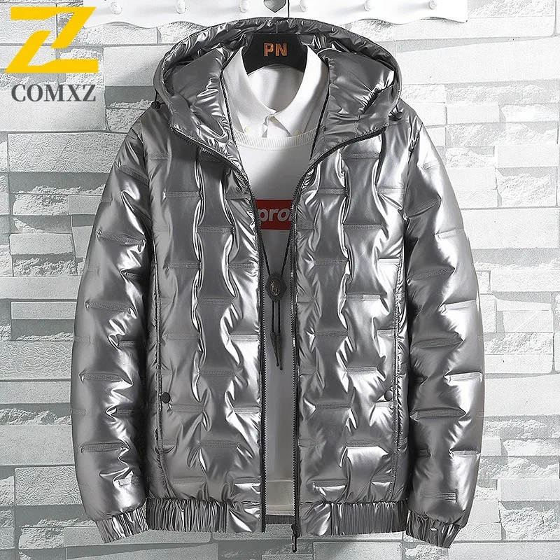 COMXZ 2025 Autumn Winter Shiny Short Hooded Cotton Jacket Mens Stand Collar Thick Warm Fashion Coat Casual Outwear windbreaker
COMXZ 2025 Autumn Winter Shiny Short Hooded Cotton Jacket Mens Stand Collar Thick Warm Fashion Coat Casual Outwear windbreaker