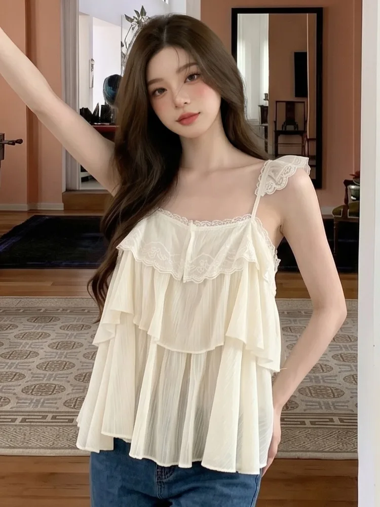 Lace Trim Halter Neck Short Top Women's Summer New Style Layered Ruffle Loose Fit Vacation Vibes Sweet Style Casual Citywalk
Lace Trim Halter Neck Short Top Women's Summer New Style Layered Ruffle Loose Fit Vacation Vibes Sweet Style Casual Citywalk