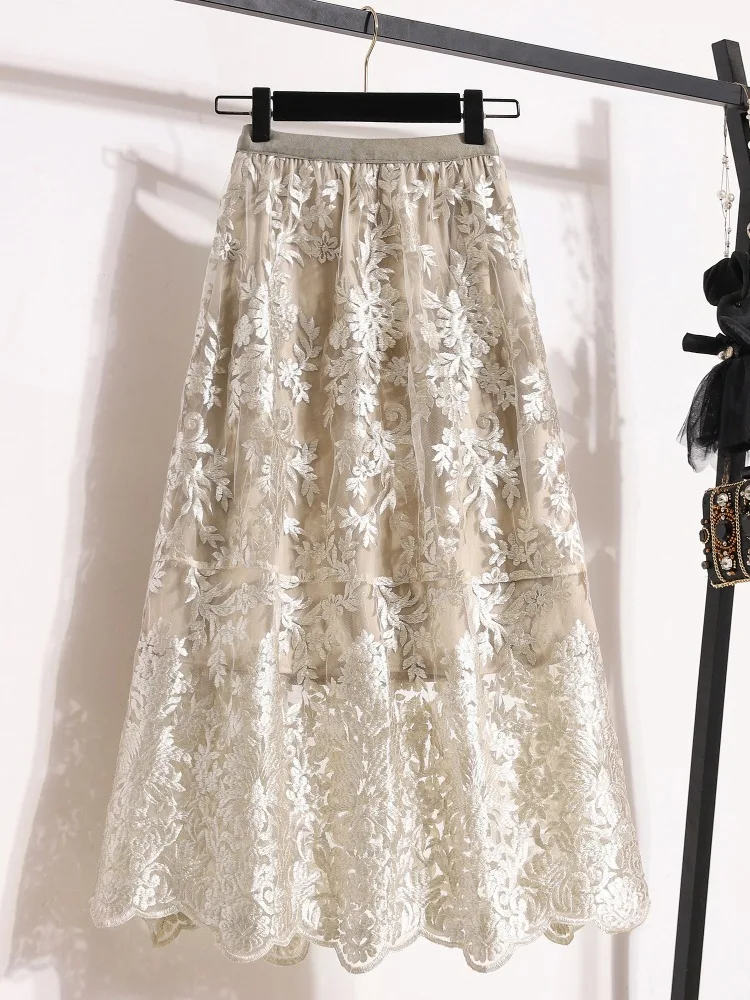 Vintage Embroidery Mesh Loose Large Hem Half Skirt For Women Elastic Waist A-line Skirts Female 2024 Spring Autumn
Vintage Embroidery Mesh Loose Large Hem Half Skirt For Women Elastic Waist A-line Skirts Female 2024 Spring Autumn