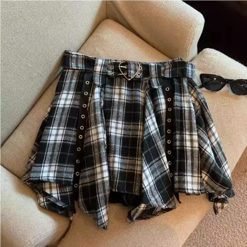 Korean Vintage Plaid Irregular Skirts Y2k High Waist Ruched A-line Skirt for Women Summer New Faldas Mujer Moda 2025
Korean Vintage Plaid Irregular Skirts Y2k High Waist Ruched A-line Skirt for Women Summer New Faldas Mujer Moda 2025