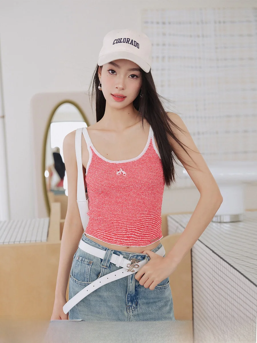 Вязаный жилет Liilou ort Svel с вишневой вышивкой и полосками, универсальный, милый, из полиэфирного волокна, женский летний топ
Вязаный жилет Liilou ort Svel с вишневой вышивкой и полосками, универсальный, милый, из полиэфирного волокна, женский летний топ