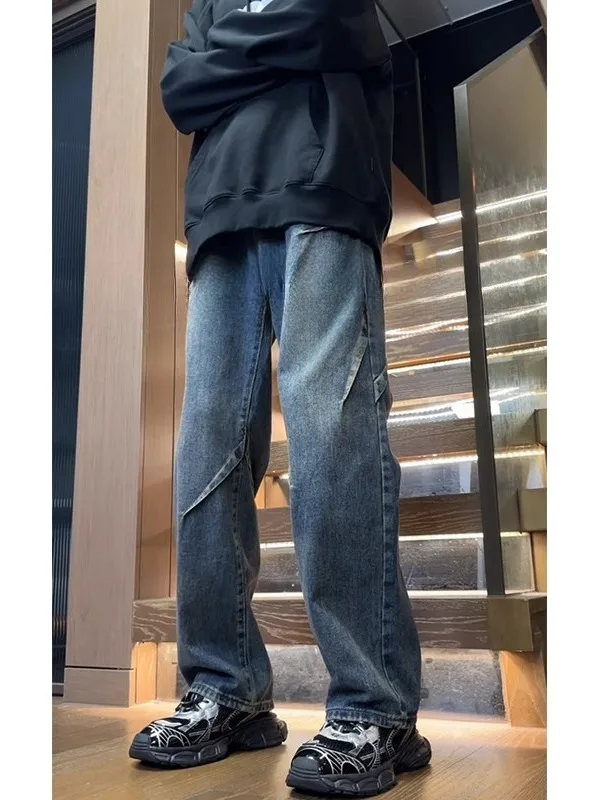 Американские ретро-джинсы с плиссировкой, мужские свободные прямые брюки оверсайз, длинные штаны для весны и осени, молодежные модные повседневные брюки от трендового бренда
Американские ретро-джинсы с плиссировкой, мужские свободные прямые брюки оверсайз, длинные штаны для весны и осени, молодежные модные повседневные брюки от трендового бренда