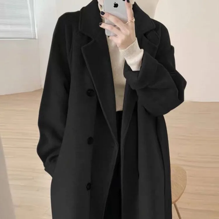 2025 Autumn and Winter New Classic Double-breasted Woolen Coat Women's Fashion Coat
2025 Autumn and Winter New Classic Double-breasted Woolen Coat Women's Fashion Coat