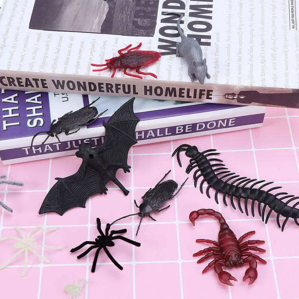 74 Pcs Halloween Realistic Bugs Assorted Fake Ring Black Prank Insects Rings Props
74 Pcs Halloween Realistic Bugs Assorted Fake Ring Black Prank Insects Rings Props