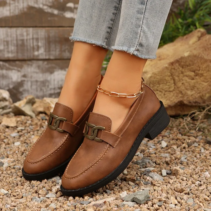 Spring and Autumn Metal Trim Solid Color Chain Trim Designer Sneakers for Women Loafers Casual Comfortable Sneakers for Women
Spring and Autumn Metal Trim Solid Color Chain Trim Designer Sneakers for Women Loafers Casual Comfortable Sneakers for Women