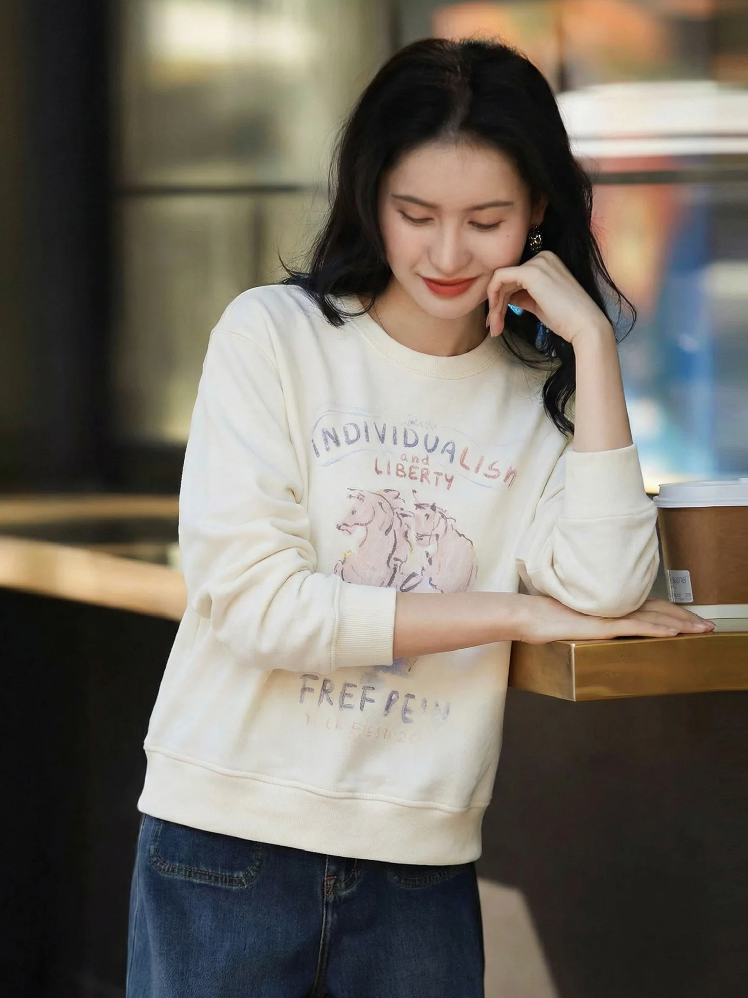 Sweet Anti-Aging Year Print round Ne Sweatirt Women's Loose Long Sve Jaet Spring New Sle Korean Sle Cotton...
Sweet Anti-Aging Year Print round Ne Sweatirt Women's Loose Long Sve Jaet Spring New Sle Korean Sle Cotton...
