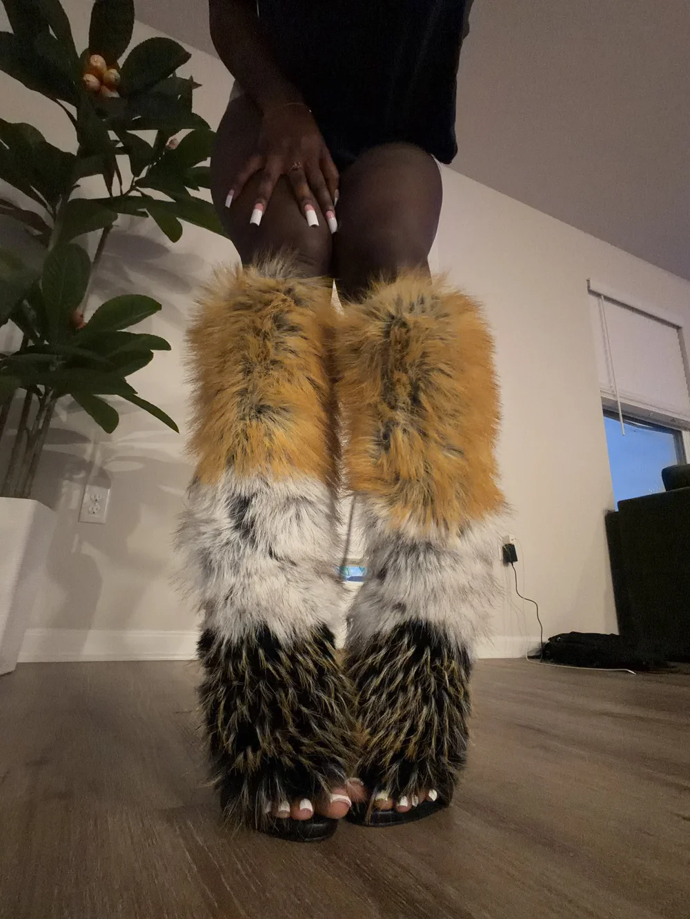 Multi-Tone Fur Leather Lace-Up Heels Fashion Open-Toe Design Stiletto Heel Sexy Style Back Zipper Design Women's High Heels
Multi-Tone Fur Leather Lace-Up Heels Fashion Open-Toe Design Stiletto Heel Sexy Style Back Zipper Design Women's High Heels