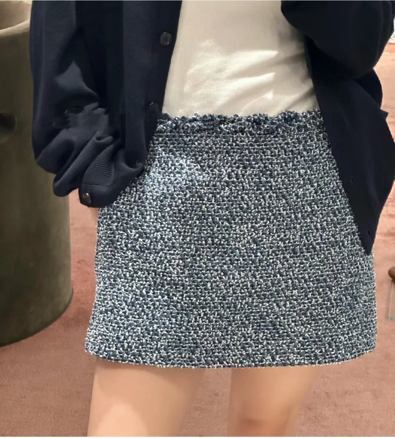 Fashion Woolen Blue Melange Shorts For Women 2024 High Quality Culottes Jacquard Lining Side Zip Pantskirt Lady Spring Summer
Fashion Woolen Blue Melange Shorts For Women 2024 High Quality Culottes Jacquard Lining Side Zip Pantskirt Lady Spring Summer