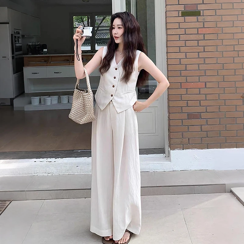 Summer 2025 High Waist Wide Leg Pants Set Korean Old Money Style Two Piece Suit Slimming OL Goddess Fashionable Vest And Pants
Summer 2025 High Waist Wide Leg Pants Set Korean Old Money Style Two Piece Suit Slimming OL Goddess Fashionable Vest And Pants