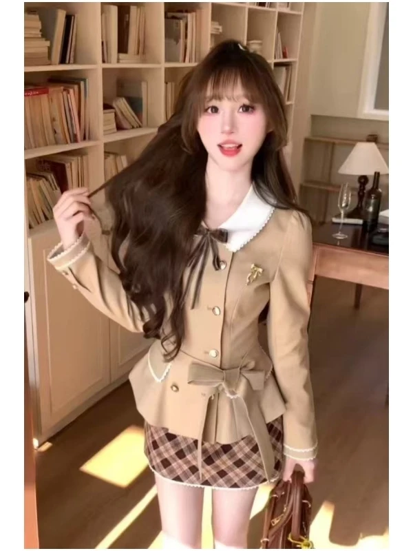 British Style High Waist Plaid Skirt And Jacket Set with Bow Tie Short Double Breasted Coat for Women Fashion Ensemble
British Style High Waist Plaid Skirt And Jacket Set with Bow Tie Short Double Breasted Coat for Women Fashion Ensemble