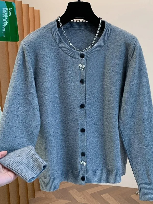 Оригинальный зимний вязаный кардиган с круглым вырезом, женский, приталенный, универсальный топ, с цветным точечным узором, повседневный, свободный, длинный рукав
Оригинальный зимний вязаный кардиган с круглым вырезом, женский, приталенный, универсальный топ, с цветным точечным узором, повседневный, свободный, длинный рукав