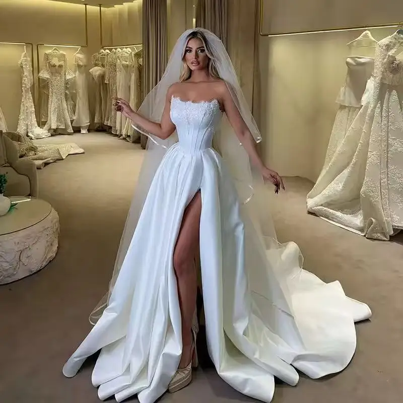Elegant A-Line Wedding Dresses Strapless Side Slit Bridal Dress Women Appliques Evening Wedding Prom Gowns Customized
Elegant A-Line Wedding Dresses Strapless Side Slit Bridal Dress Women Appliques Evening Wedding Prom Gowns Customized