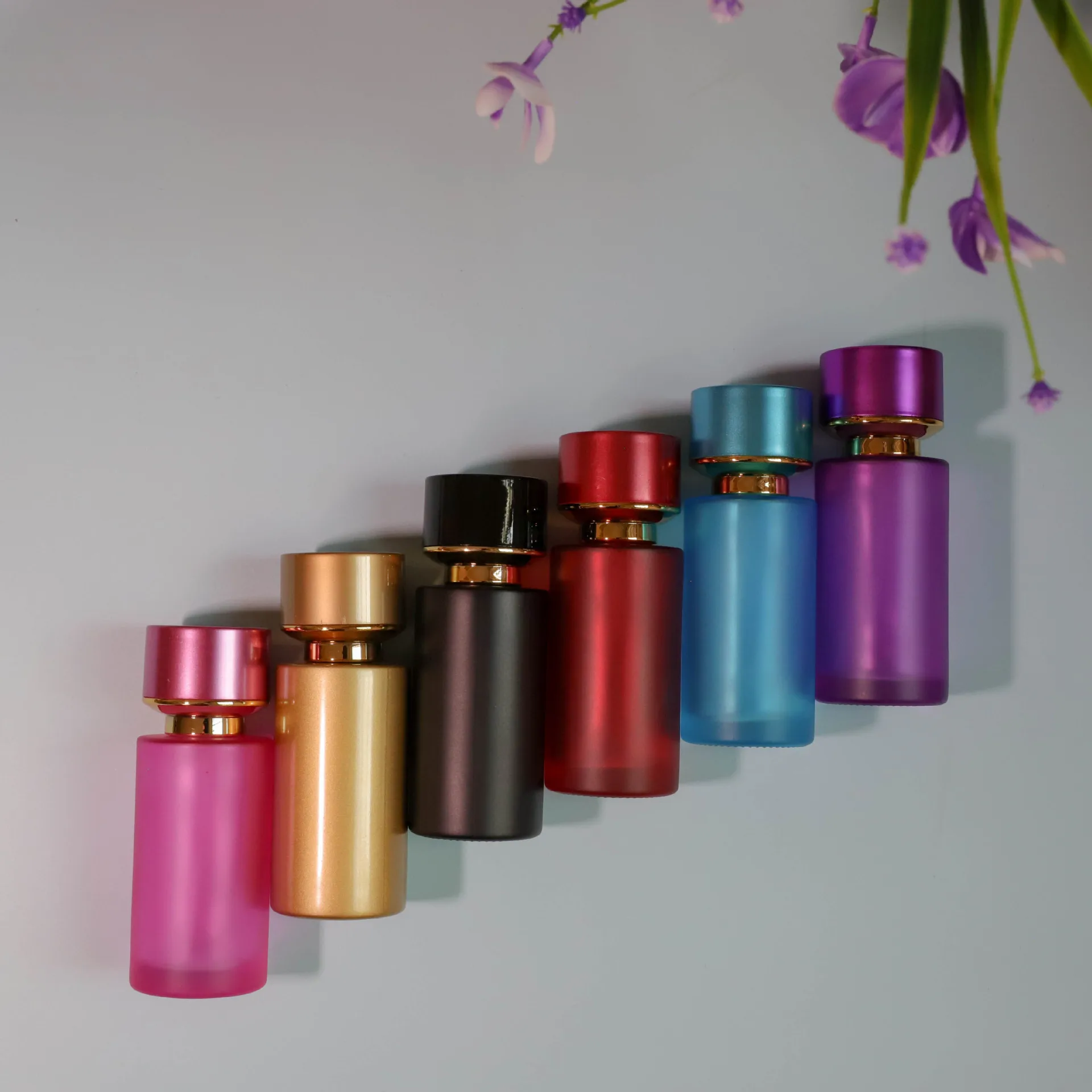 5pcs 50ML Colored Round Cap Glass Bottle Round Perfume Bottle Spray Essence Bottle
5pcs 50ML Colored Round Cap Glass Bottle Round Perfume Bottle Spray Essence Bottle