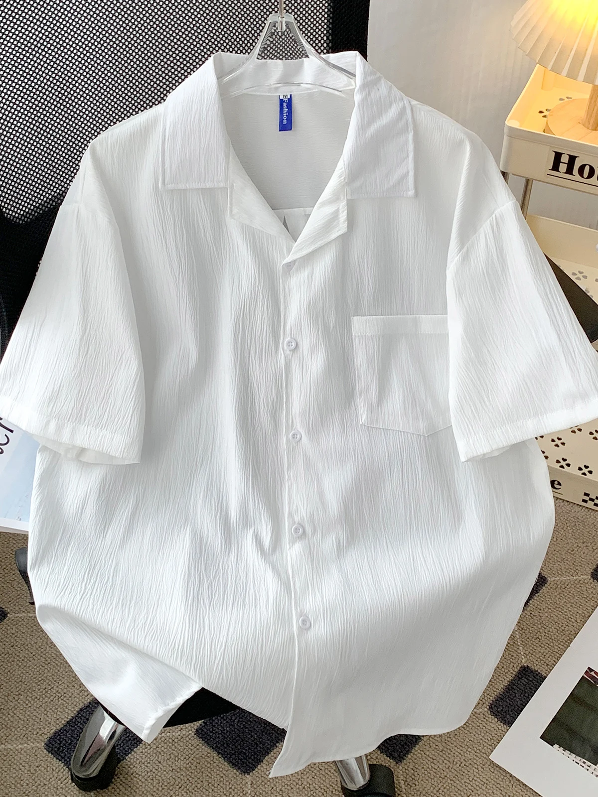 Summer Thin ort Sve Pure Color Men's Casual irt Student Trendy Vintage Brandl Loose Fit Youthful Travel Wear
Summer Thin ort Sve Pure Color Men's Casual irt Student Trendy Vintage Brandl Loose Fit Youthful Travel Wear