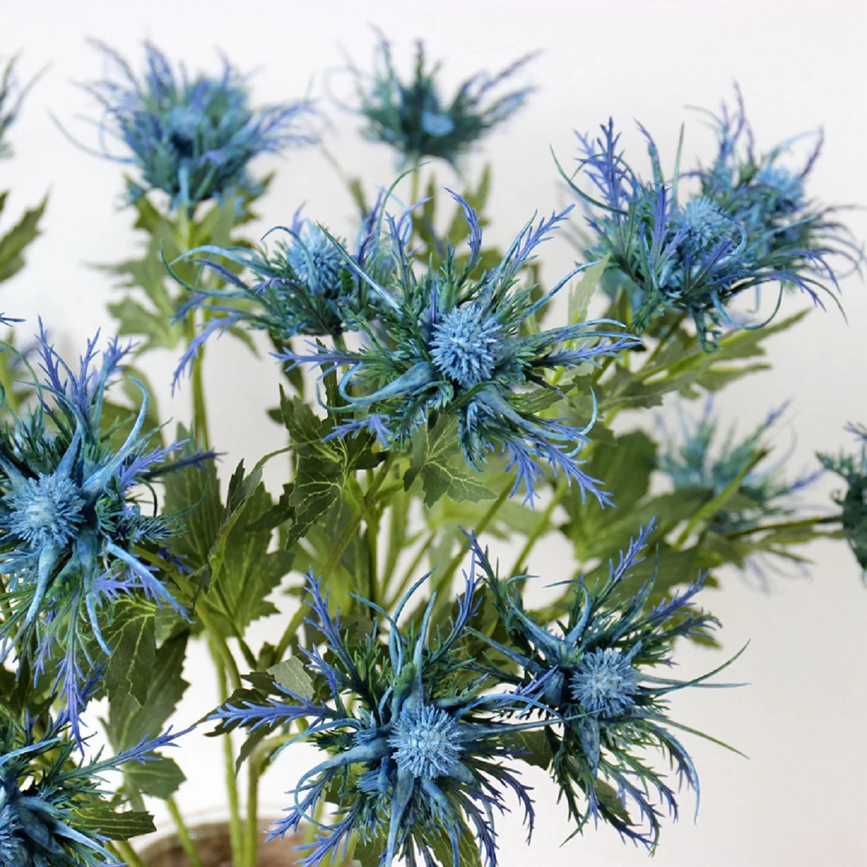 Plastic Imitated Flowers Two Kinds of Hand Feeling Creative Art Flower Arrangement Home Decoration New
Plastic Imitated Flowers Two Kinds of Hand Feeling Creative Art Flower Arrangement Home Decoration New
