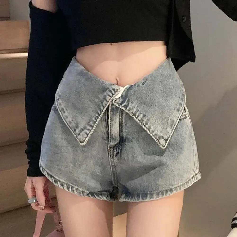 Denim Shorts For Women Summer High Waist Large Lapel Trim Shorts Multi Pockets Zipper Fly Thin Loose Short Pants Streetwear
Denim Shorts For Women Summer High Waist Large Lapel Trim Shorts Multi Pockets Zipper Fly Thin Loose Short Pants Streetwear