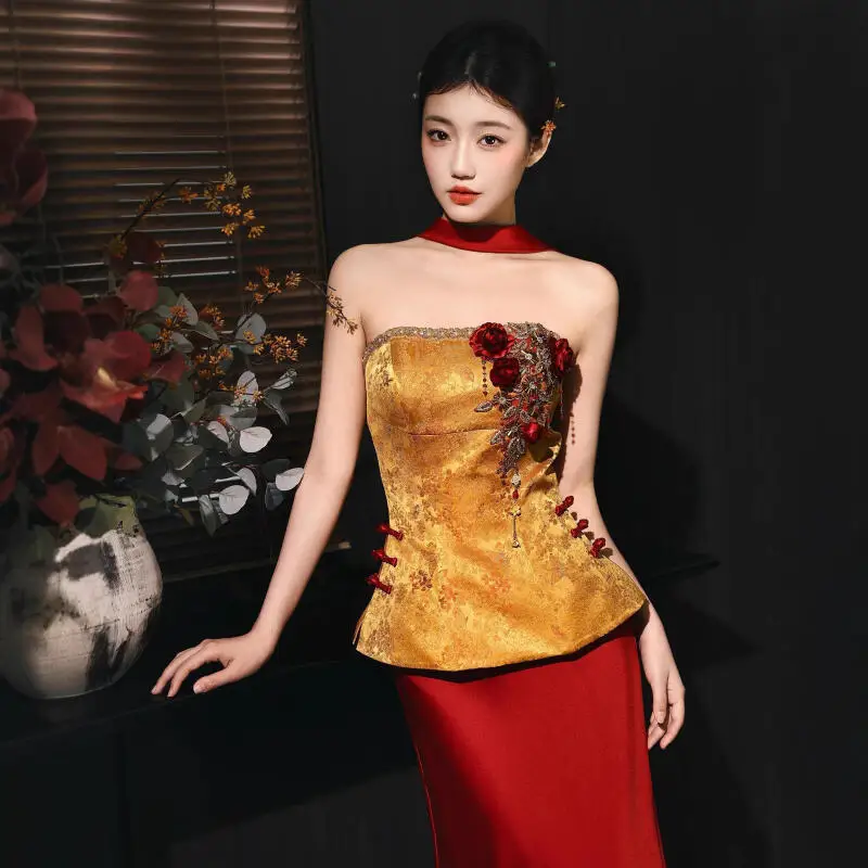 New Chinese Dress Set Red Bride Wedding Gown Sexy Mermaid Cheongsam Beads De Sorrie Slash Neck Dress Celebrity Banquet Vestidos
New Chinese Dress Set Red Bride Wedding Gown Sexy Mermaid Cheongsam Beads De Sorrie Slash Neck Dress Celebrity Banquet Vestidos