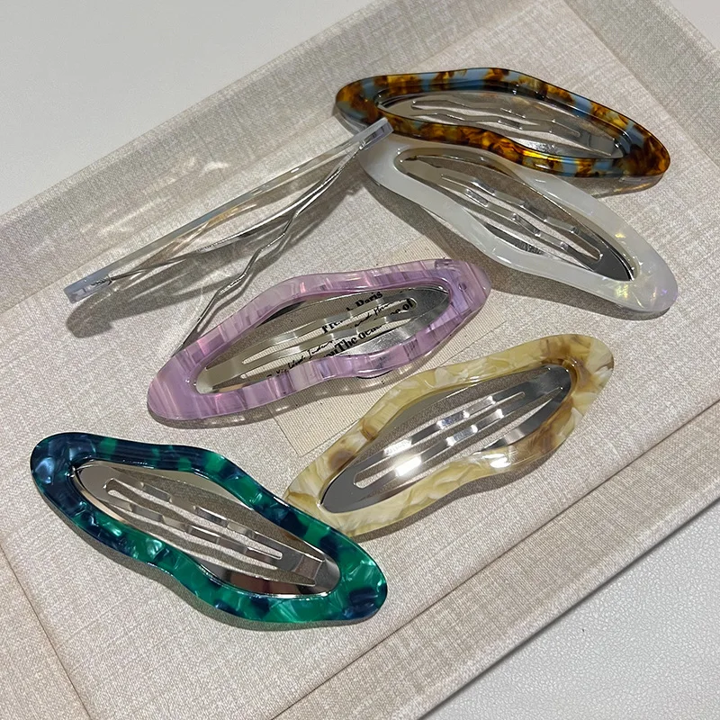 Retro Minimalist Side Bangs Clip Women Casual Forehead Hair Pin Daily Matte Finish BB Hair Claw
Retro Minimalist Side Bangs Clip Women Casual Forehead Hair Pin Daily Matte Finish BB Hair Claw
