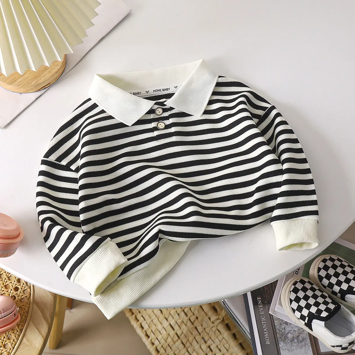Spring and Autumn Children's College Style Polo Shirt Boys Trendy Sweater Boys Girls Bottoming Shirt Children's Clothing
Spring and Autumn Children's College Style Polo Shirt Boys Trendy Sweater Boys Girls Bottoming Shirt Children's Clothing
