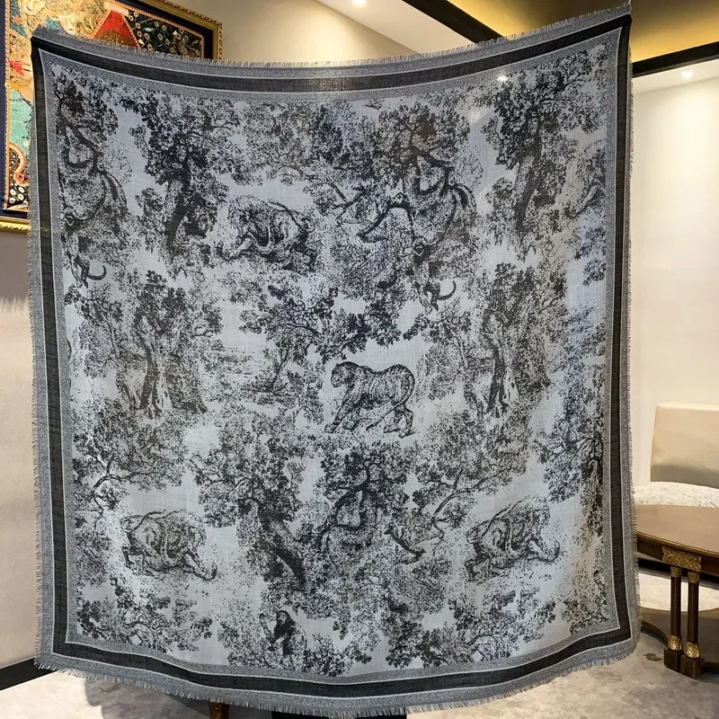 High-end Elegant Women Fine Animal Jungle Double Sided Jacquard Quality Silk Wool Handcrafted Fringe Large Square Scarf Shawl
High-end Elegant Women Fine Animal Jungle Double Sided Jacquard Quality Silk Wool Handcrafted Fringe Large Square Scarf Shawl