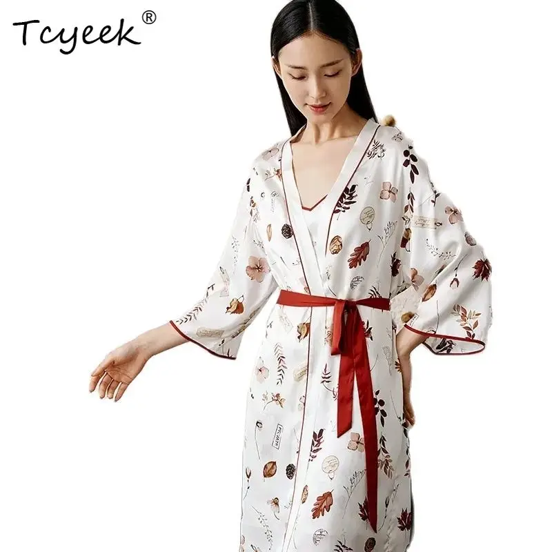 Tcyeek, 100%Mulberry Silk Sexy Night-robe, Women Long Sleeve Print, Elegant Vacation Pajamas Robe, 2024 Summer Autumn P47660QC
Tcyeek, 100%Mulberry Silk Sexy Night-robe, Women Long Sleeve Print, Elegant Vacation Pajamas Robe, 2024 Summer Autumn P47660QC