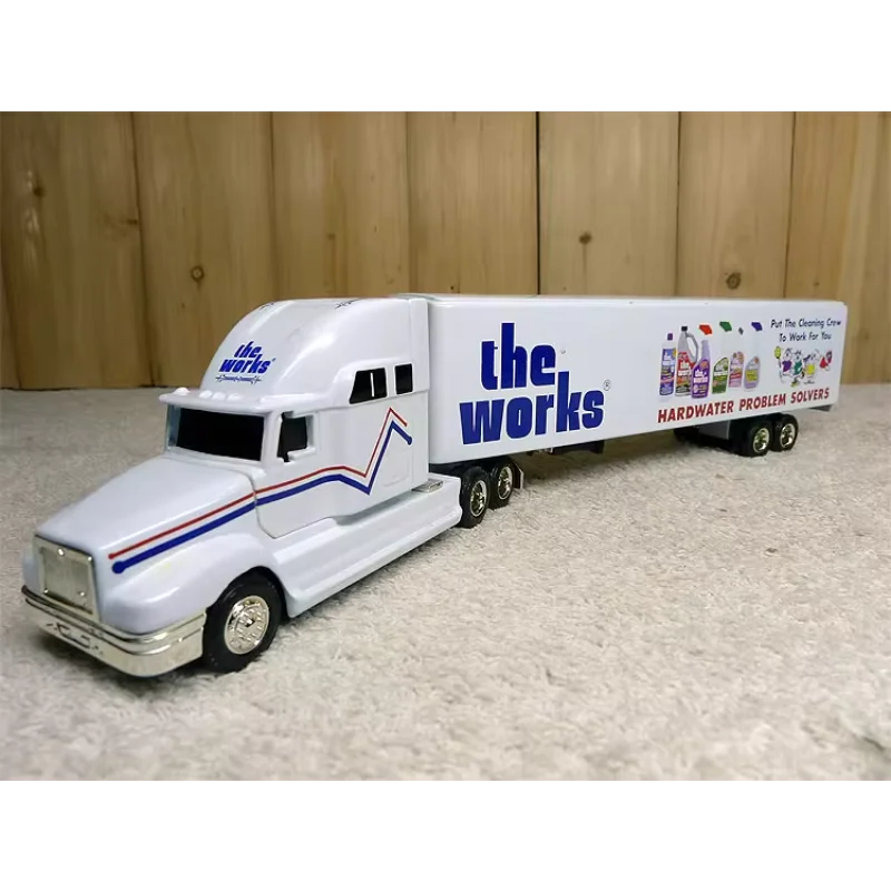 Литая под давлением ERTL масштаб 1:64, рабочая международная модель тяжелого грузовика Wanguo, контейнер, легкосплавный автомобиль, коллекционная игрушка в подарок
Литая под давлением ERTL масштаб 1:64, рабочая международная модель тяжелого грузовика Wanguo, контейнер, легкосплавный автомобиль, коллекционная игрушка в подарок