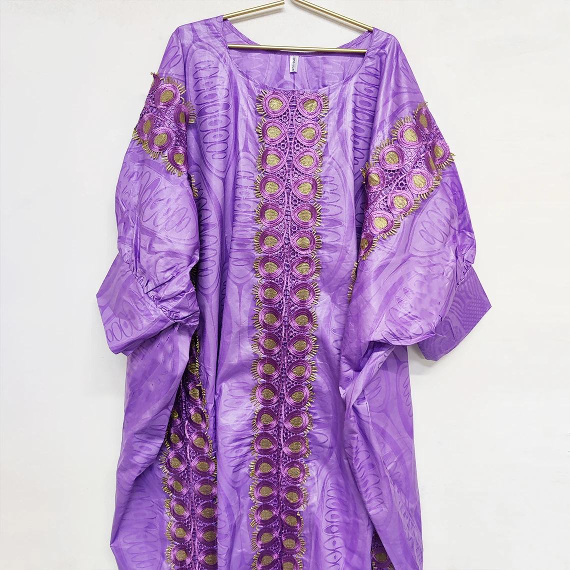 African Boubou Bazin Riche Dashiki Wedding Bride Dress Traditional Nigeria Mali Long Robe With Ribbon Guipure Party Gown
African Boubou Bazin Riche Dashiki Wedding Bride Dress Traditional Nigeria Mali Long Robe With Ribbon Guipure Party Gown