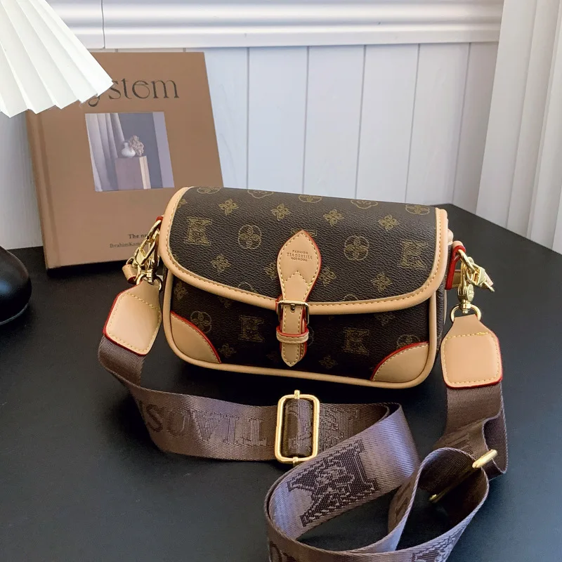 2025 New Retro Underarm Bag for Women Multi-way Crossbody Shoulder Purse Vintage Fashion Bag with for Daily Commute
2025 New Retro Underarm Bag for Women Multi-way Crossbody Shoulder Purse Vintage Fashion Bag with for Daily Commute