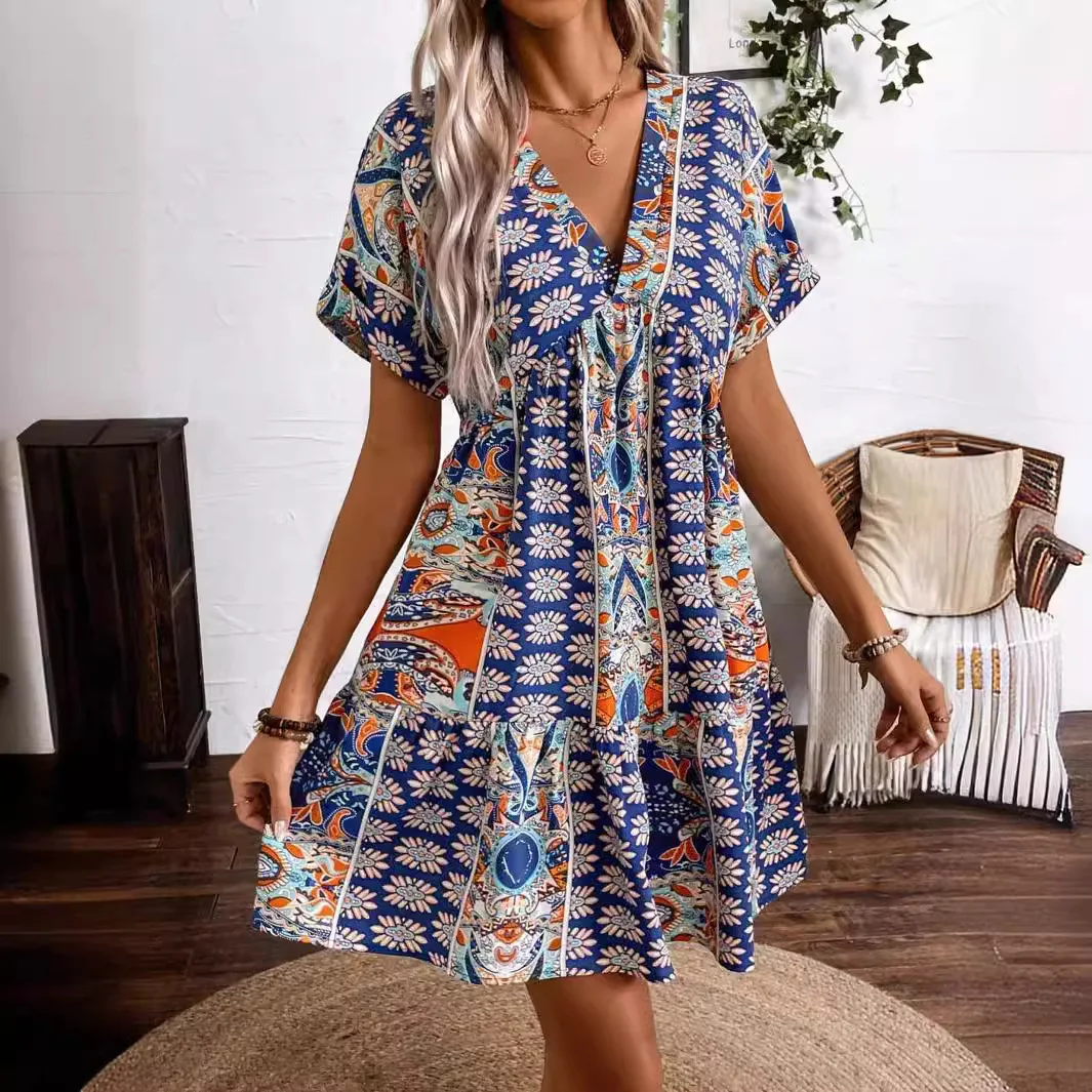European And American New Women's Retro Flower Print V-neck High-waisted Bat Sleeve Vacation Dress
European And American New Women's Retro Flower Print V-neck High-waisted Bat Sleeve Vacation Dress