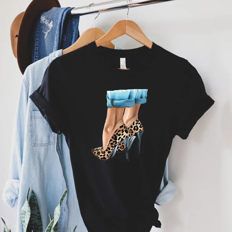 Fashion Lady High Heels Women 90s Trend Graphic Cartoon Short Sleeve Summer T-Shirt Print Tshirts Female Tee T-Shirt Clothing
Fashion Lady High Heels Women 90s Trend Graphic Cartoon Short Sleeve Summer T-Shirt Print Tshirts Female Tee T-Shirt Clothing
