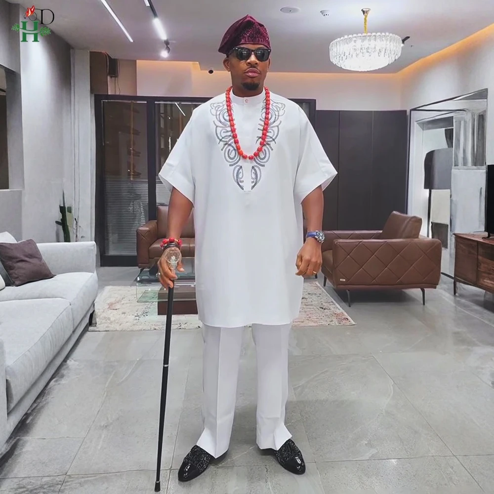 H&D African White Top And Pant 2 PCS Sets For Men Embroidery Work Wear Thobe Traditional Wedding Party Suits Plus Size Clothes
H&D African White Top And Pant 2 PCS Sets For Men Embroidery Work Wear Thobe Traditional Wedding Party Suits Plus Size Clothes