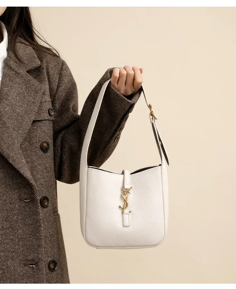 New Arrival 2025 SS! Trendy Small Square Crossbody - Niche Minimalist Design, Elegant Shoulder Bag for Women
New Arrival 2025 SS! Trendy Small Square Crossbody - Niche Minimalist Design, Elegant Shoulder Bag for Women