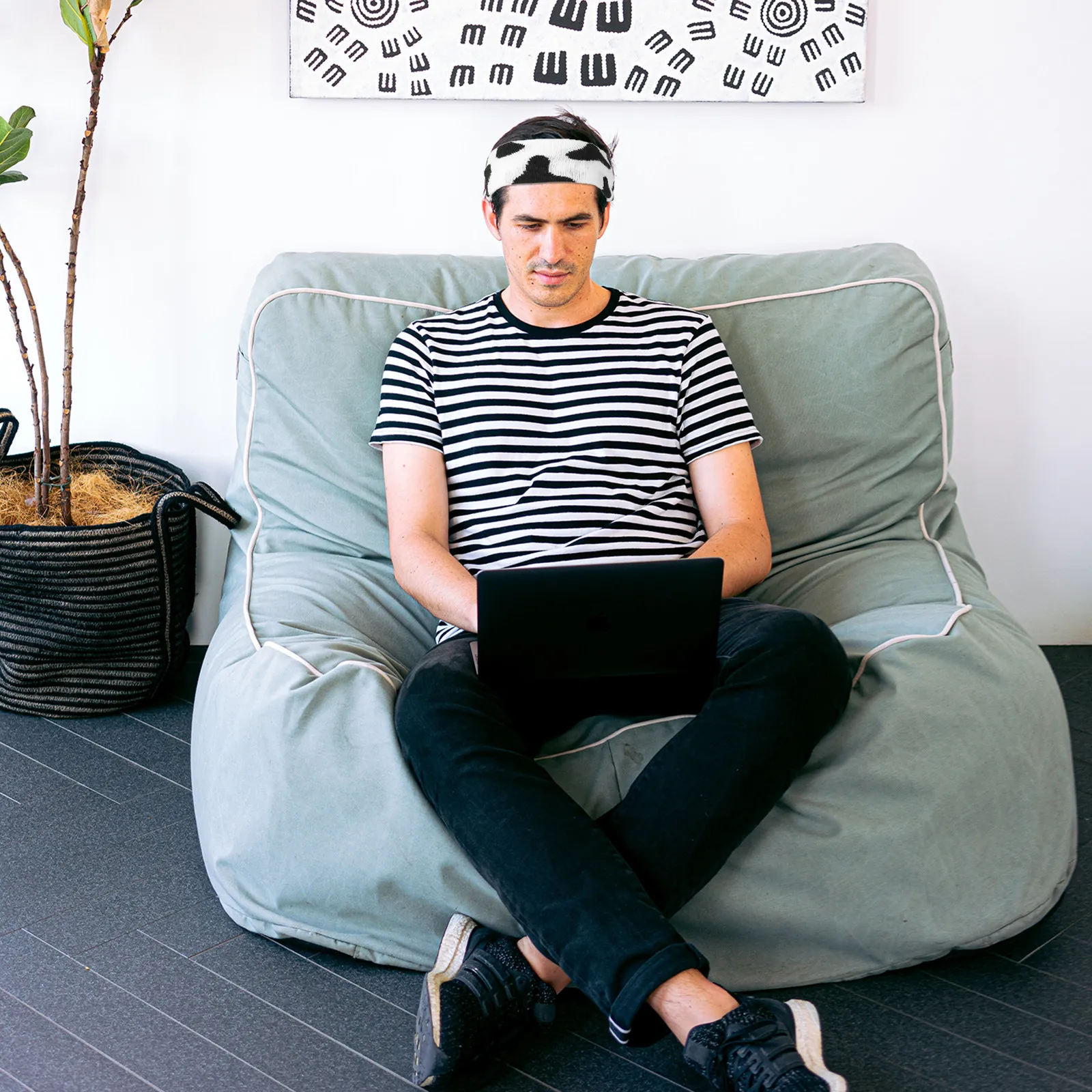 1Pcs Black White Cow Stripe Wool Hairband Soft Skin Friendly Hair Tie Hair Accessories Shopping Mall Costume Party Autumn
1Pcs Black White Cow Stripe Wool Hairband Soft Skin Friendly Hair Tie Hair Accessories Shopping Mall Costume Party Autumn