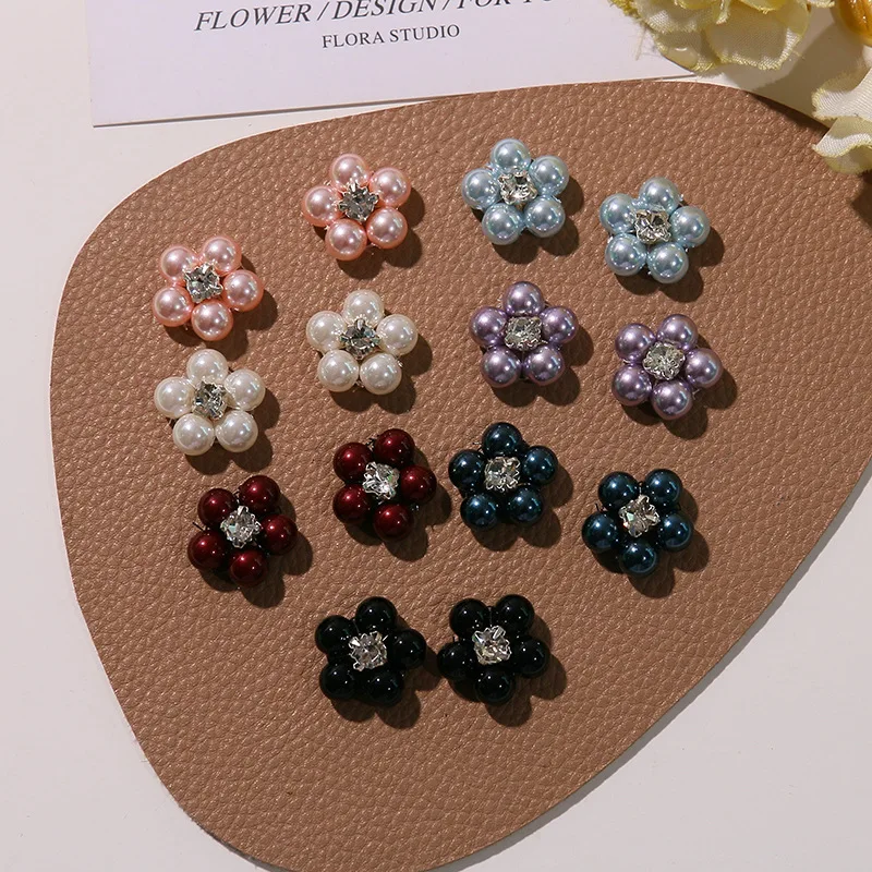 Charms for Clogs 1 Piece Vintage Baroque Rhinestone Beaded 5 Petal Flower Alloy Faux Pearl Crystal Clear Princess Style
Charms for Clogs 1 Piece Vintage Baroque Rhinestone Beaded 5 Petal Flower Alloy Faux Pearl Crystal Clear Princess Style